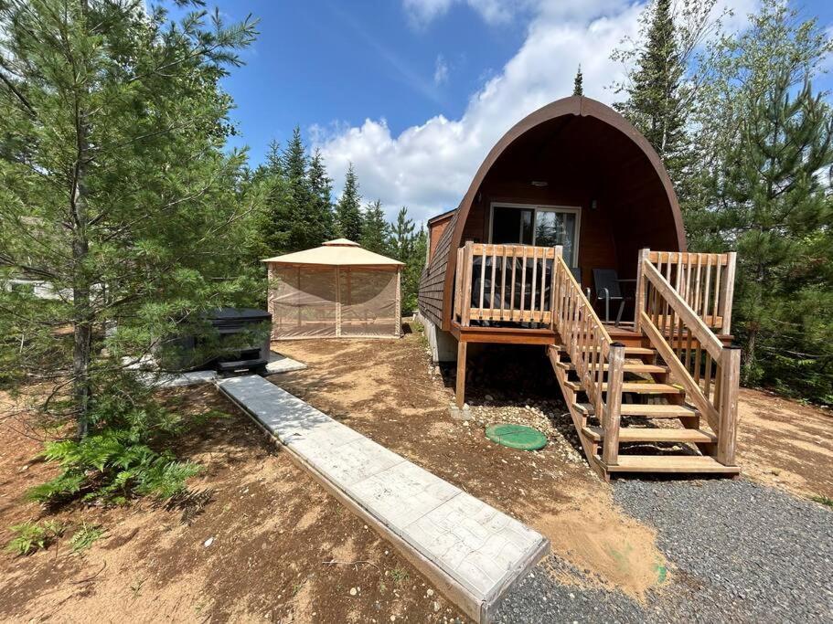 Chalet Alice A Louer Avec Spa Mauricie Saint-Alexis-des-Monts Ngoại thất bức ảnh